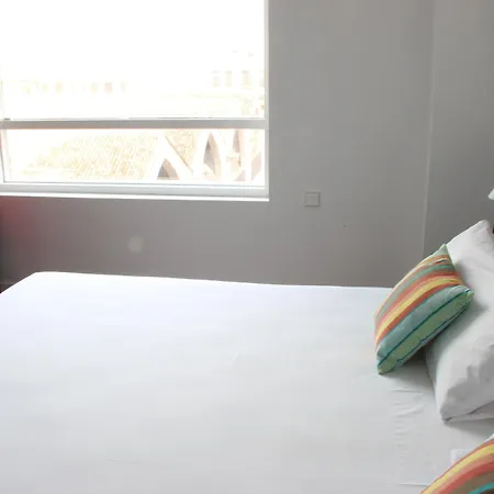 Hotel Atarazanas 4*