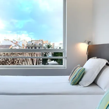 Atarazanas Hotel