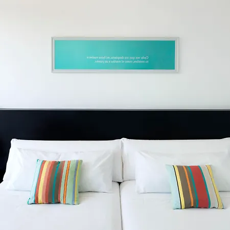 Sea Port Hotell 4*