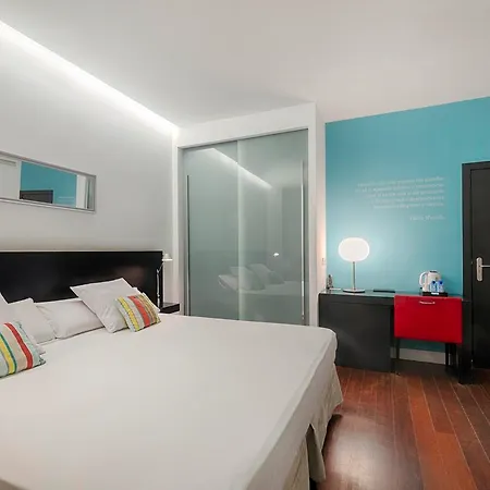 Sea Port Hotell