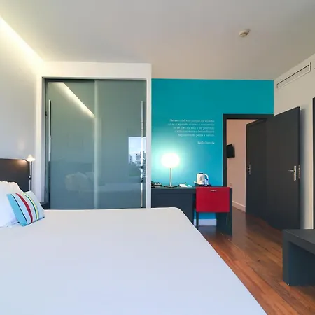 Atarazanas Hotel