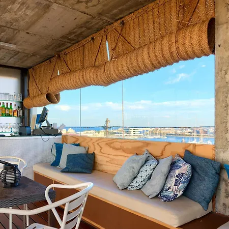 Hotel Sea Port 4*